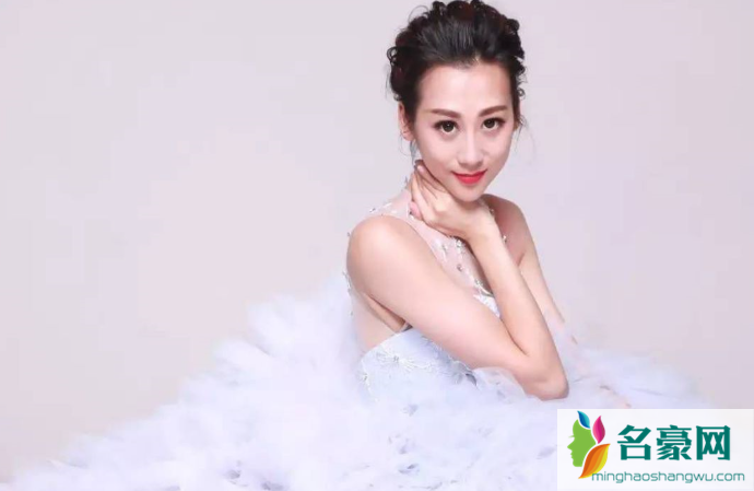 蒋丽莎比陈浩民优秀