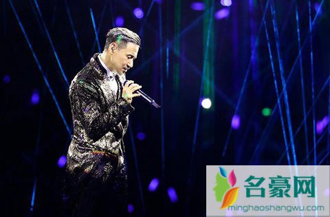 张学友演唱会上一名逃犯被锁定 这绝对是真爱粉