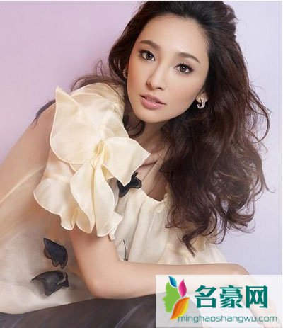 吴佩慈成富婆过程 麦玲玲说吴佩慈面相