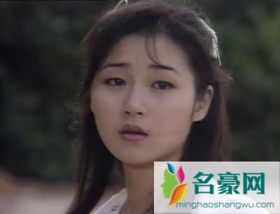 甄子丹向万绮雯求婚 甄子丹万绮雯结婚照