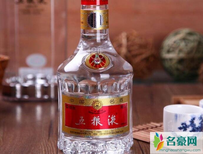 喝白酒中毒