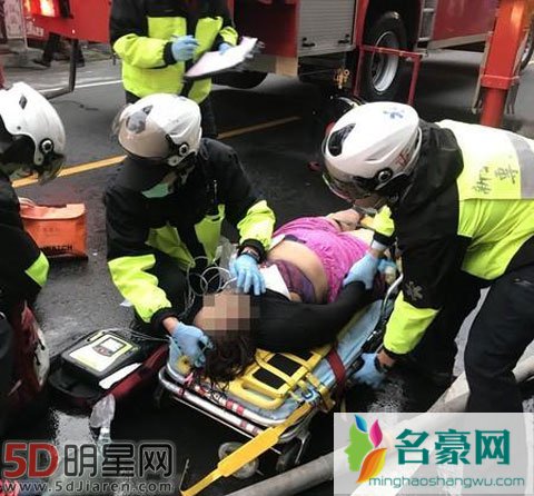 台艺人康龙妻子已经命丧火灾 好友筹钱急救祖孙三代