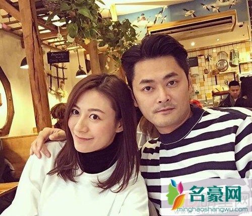 与曹云金分手一年多后 江若琳晒男友求婚成功照大秀恩爱