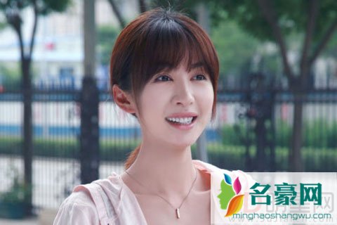 李菲儿疑似恋情公开 暧昧微博网友看不懂