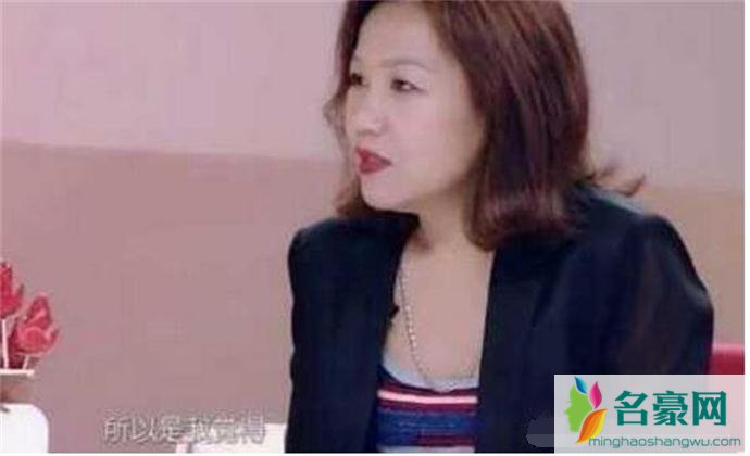 于小彤妈妈表示自己的儿子要35岁才可以结婚