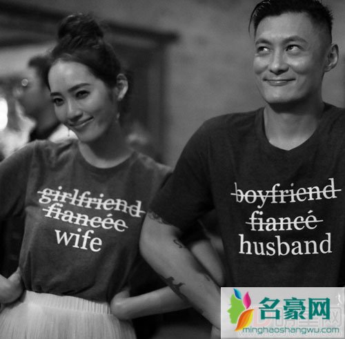 余文乐婚后化身炫妻狂魔 三天两头晒妻子美照