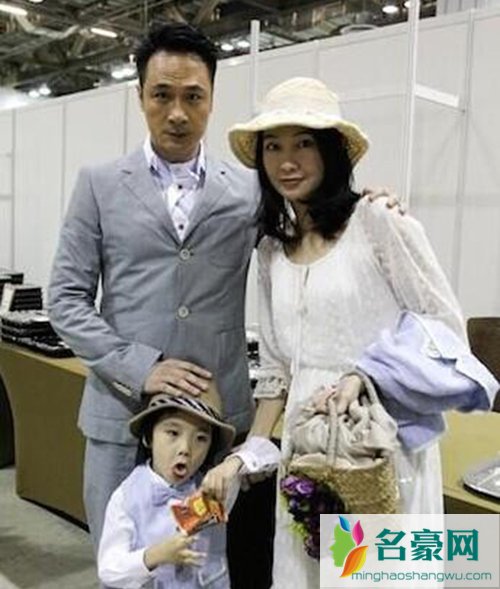 吴镇宇家有几个孩子 吴镇宇老婆儿子女儿照片