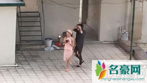 吴卓林正式宣布出柜 与女友无顾忌天台亲热拍照