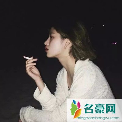 女生为什么说话带句号