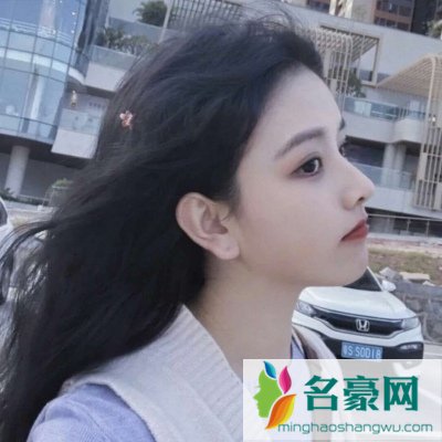 网恋女生为什么不给你看照片