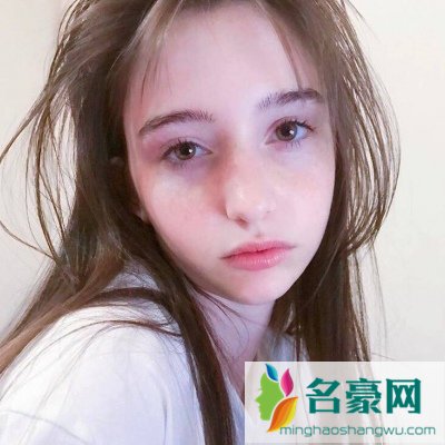 男生会喜欢单纯一点傻一点的女生吗