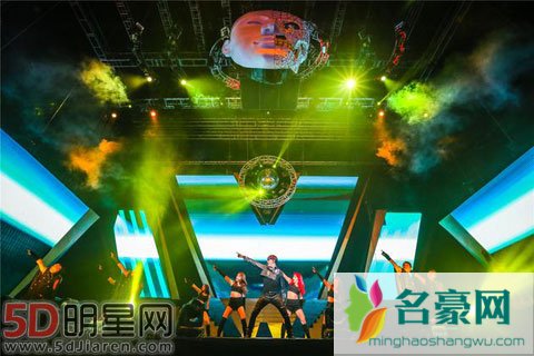 陈伟霆2016演唱会预告片与大家见面 每一场都有不同的感觉