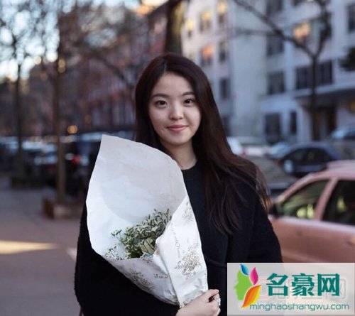 王中磊女儿惨遭网络暴力 王文也发博晒照澄清谣言