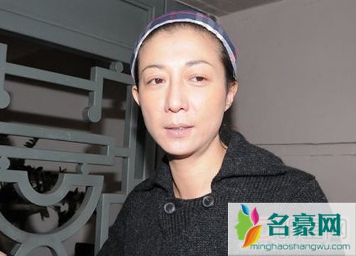 “小龙女”吴卓林出走至今未归 吴绮莉独守空房度过母亲节