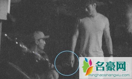 郑元畅被疑出柜同性友人 回应：腐眼看人基