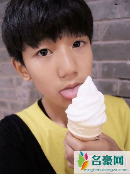 青云志王源饰演少年张小凡剧照及资料年龄 tfboys王源有没有整容