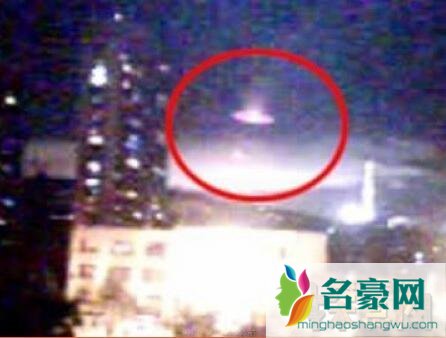 上海2010年惊现巨型ufo