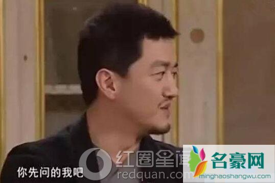 李亚鹏深夜接吻事件