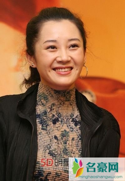 许晴女儿现任老公 许晴微博被骂