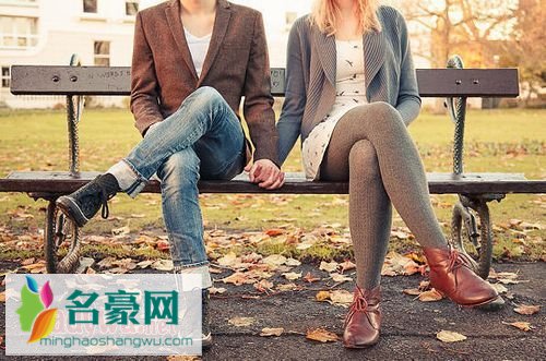 一个女人想男人的表现