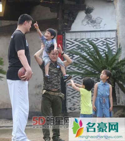 姚明老婆妻子身高多少 姚明的身高约为2.29米