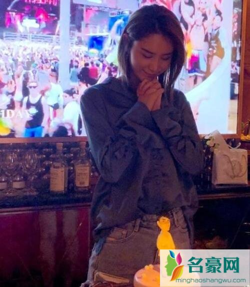 林峯张馨月结婚了 