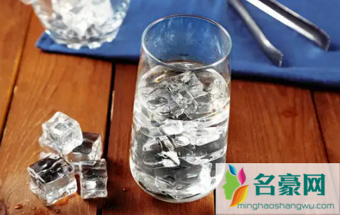 烧开的水可以放冰箱冷冻吗1