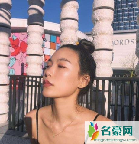 高以翔女友飞浙江 高以翔女友是谁 两人怎么认识的?